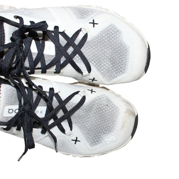 On Cloud X 3 Training Shoe Size 8 White/ Black - Picture 8 of 9